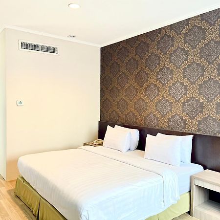 Royal Asia Hotel Palembang Ngoại thất bức ảnh