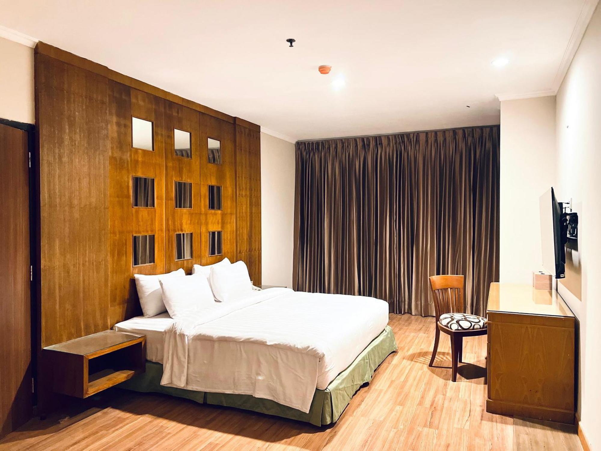 Royal Asia Hotel Palembang Ngoại thất bức ảnh