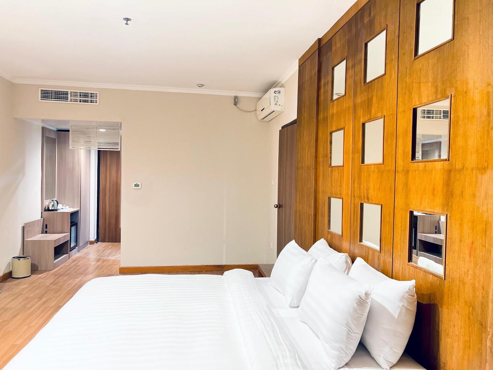 Royal Asia Hotel Palembang Ngoại thất bức ảnh