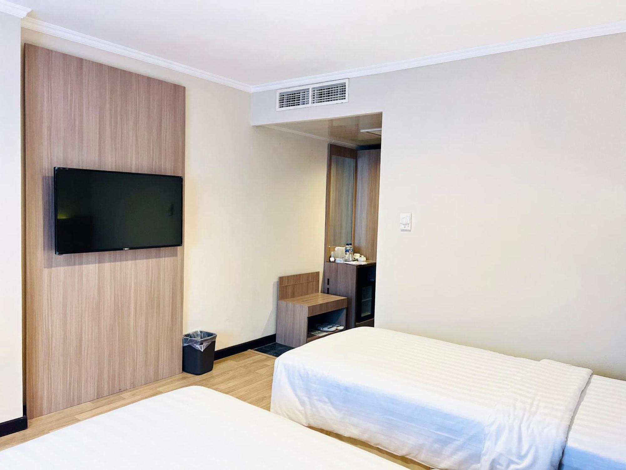 Royal Asia Hotel Palembang Ngoại thất bức ảnh