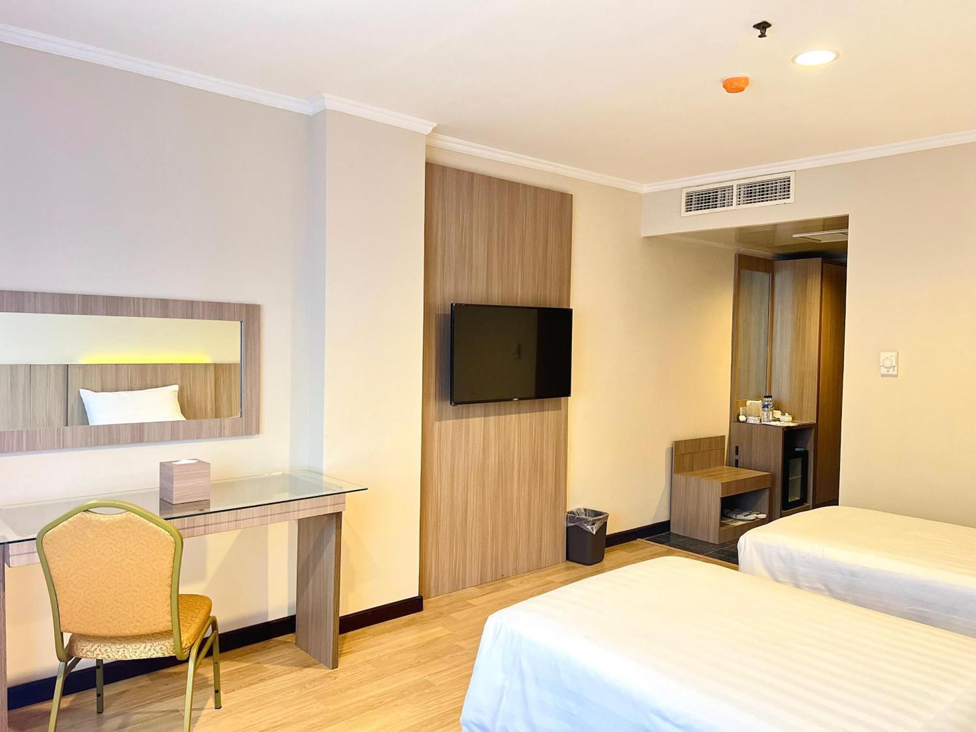 Royal Asia Hotel Palembang Ngoại thất bức ảnh