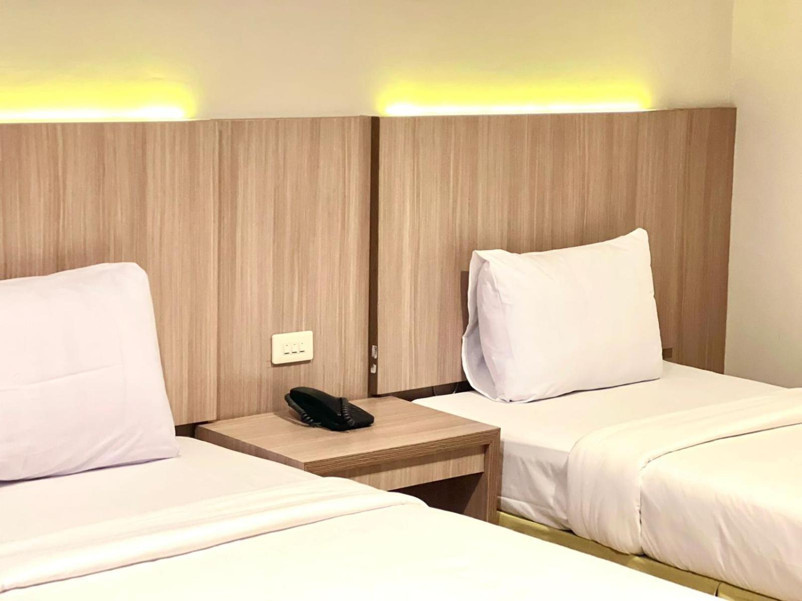 Royal Asia Hotel Palembang Ngoại thất bức ảnh