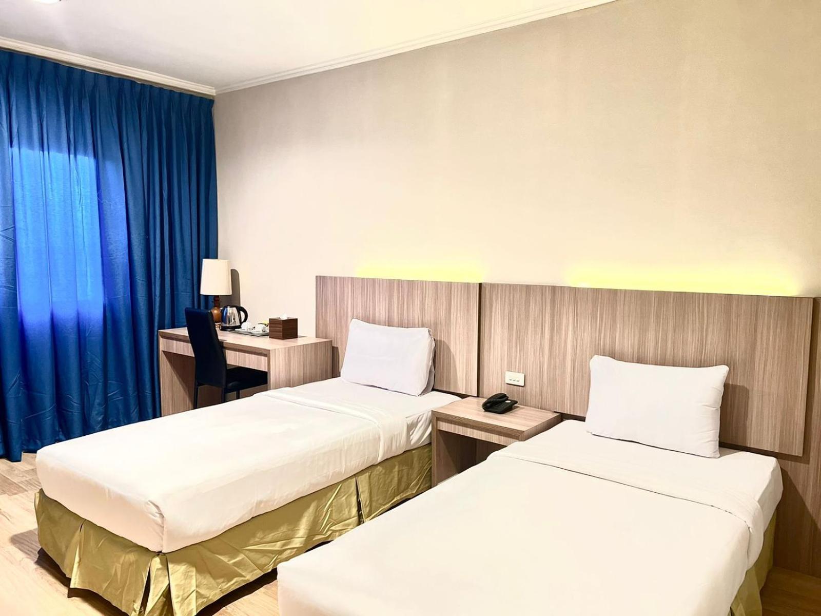 Royal Asia Hotel Palembang Ngoại thất bức ảnh