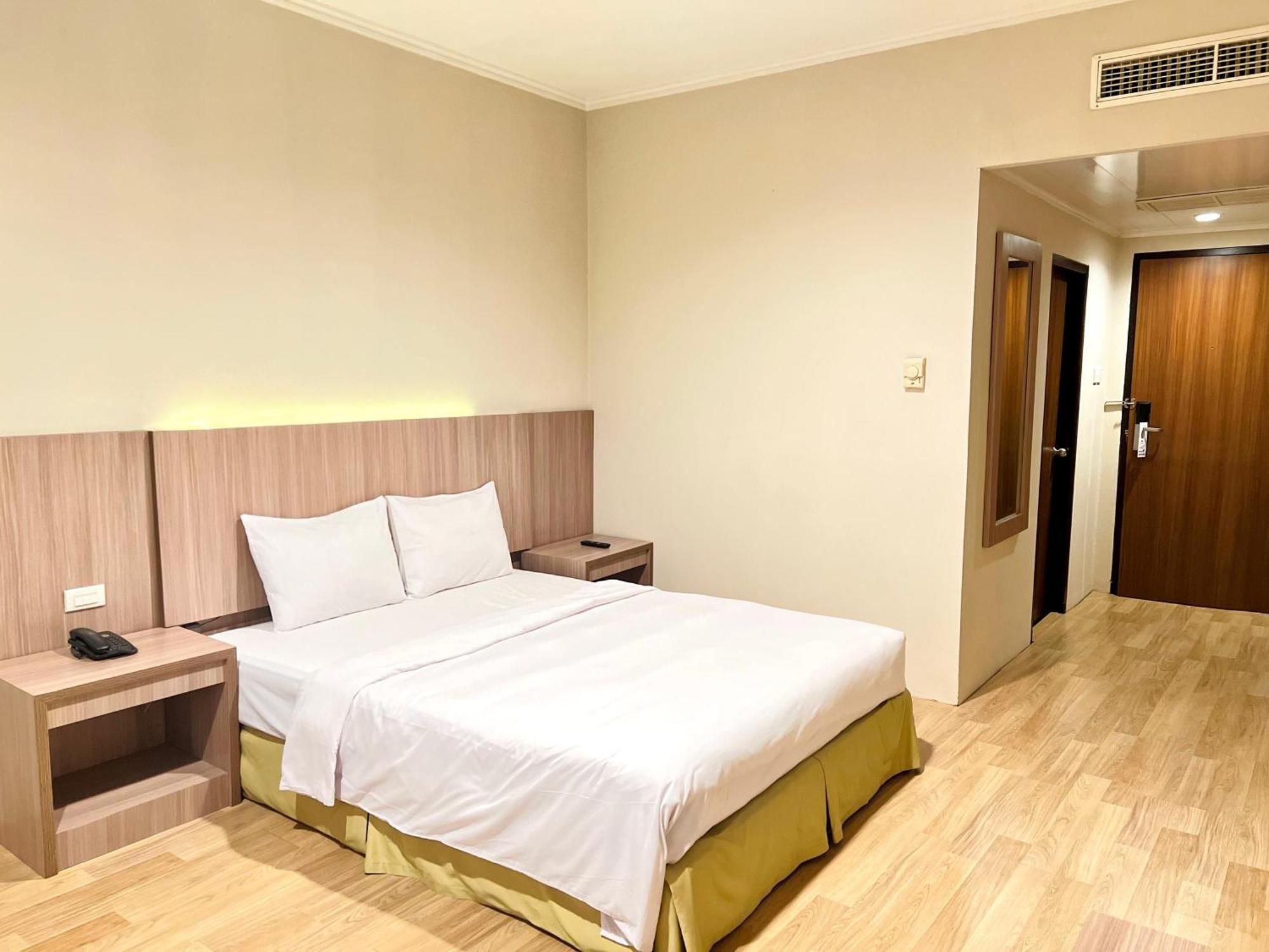 Royal Asia Hotel Palembang Ngoại thất bức ảnh