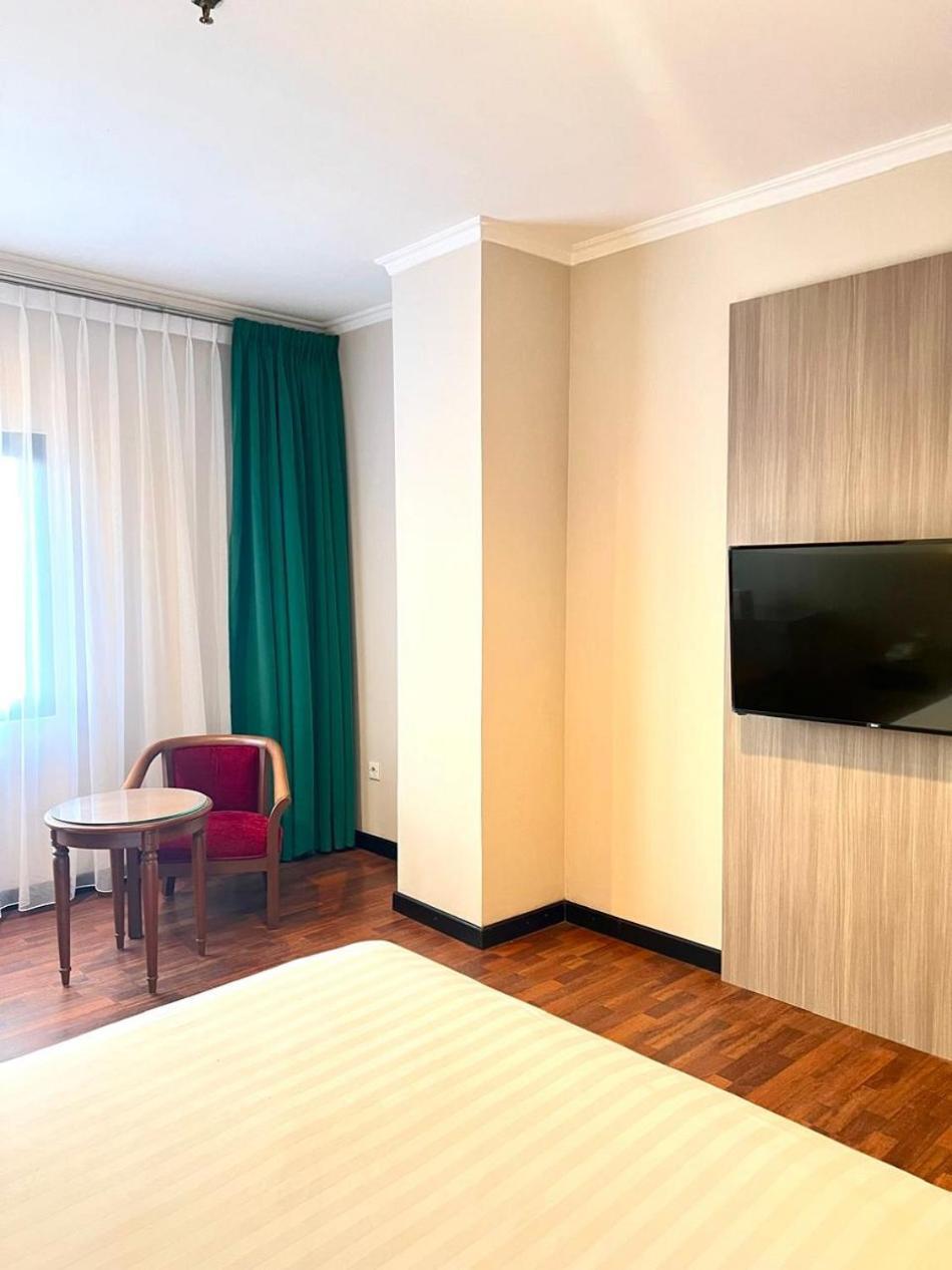 Royal Asia Hotel Palembang Ngoại thất bức ảnh