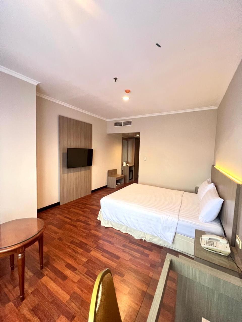 Royal Asia Hotel Palembang Ngoại thất bức ảnh