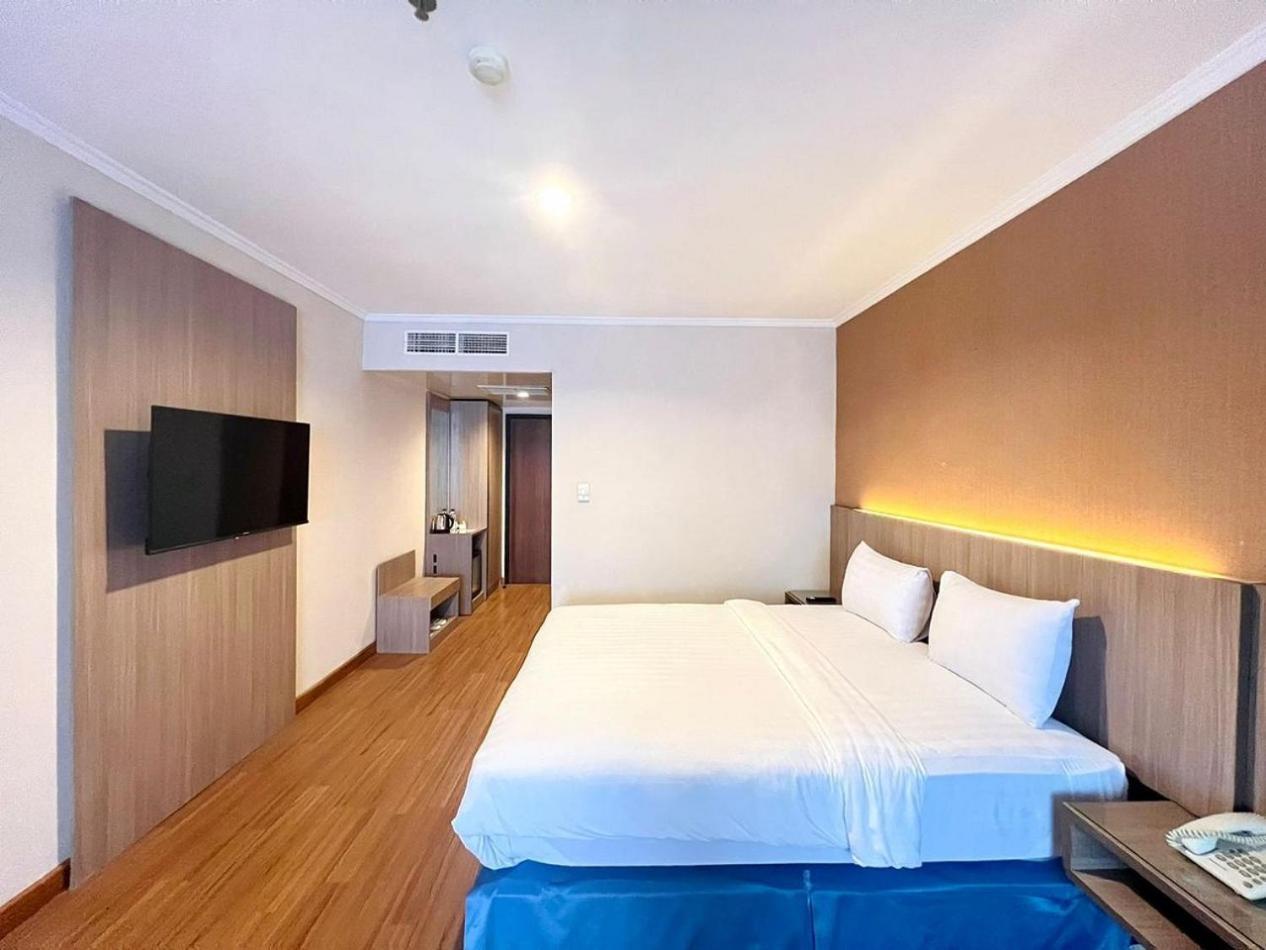 Royal Asia Hotel Palembang Ngoại thất bức ảnh